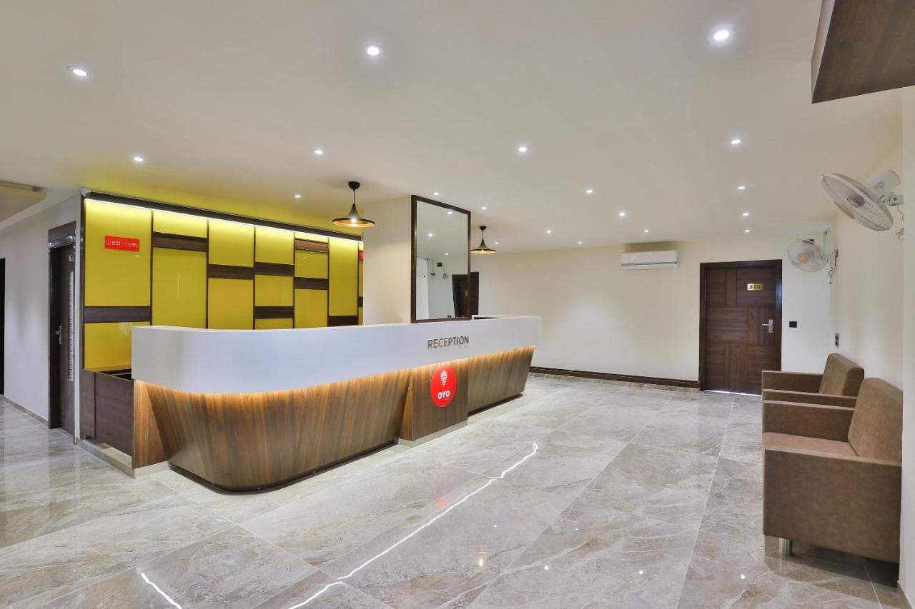 Oyo 16604 Hotel Sparsh Inn Ахмедабад Екстер'єр фото