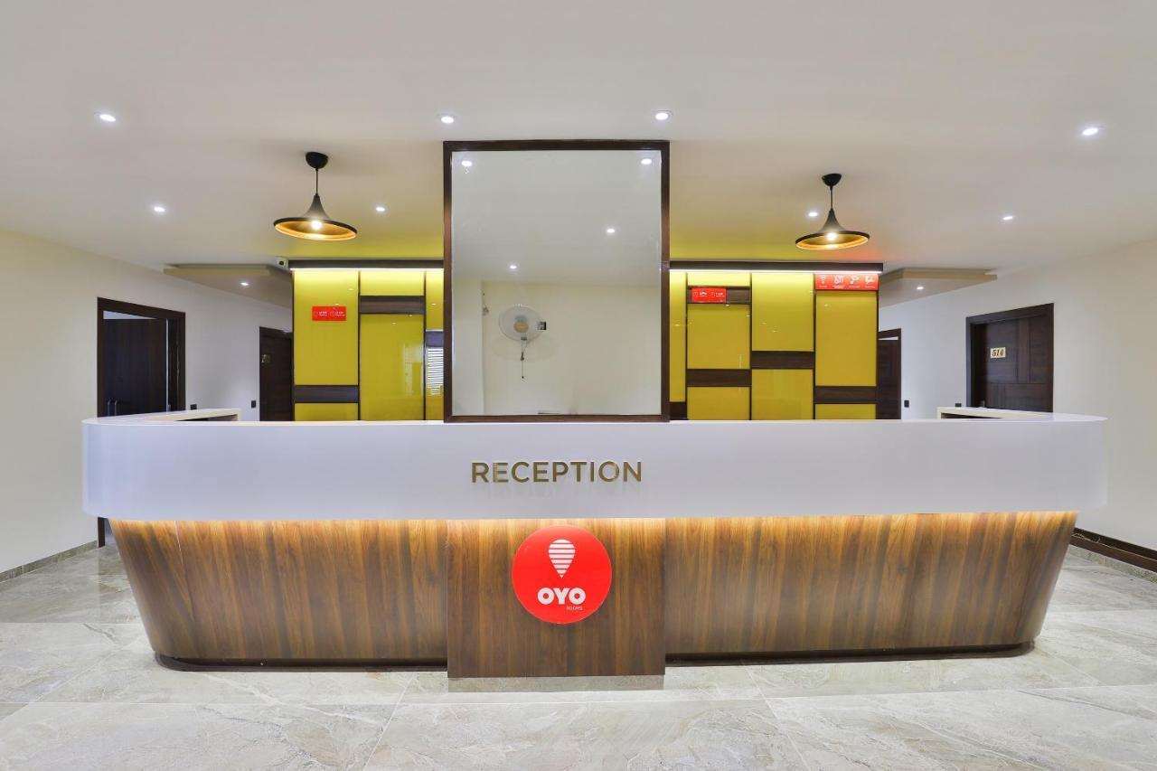 Oyo 16604 Hotel Sparsh Inn Ахмедабад Екстер'єр фото