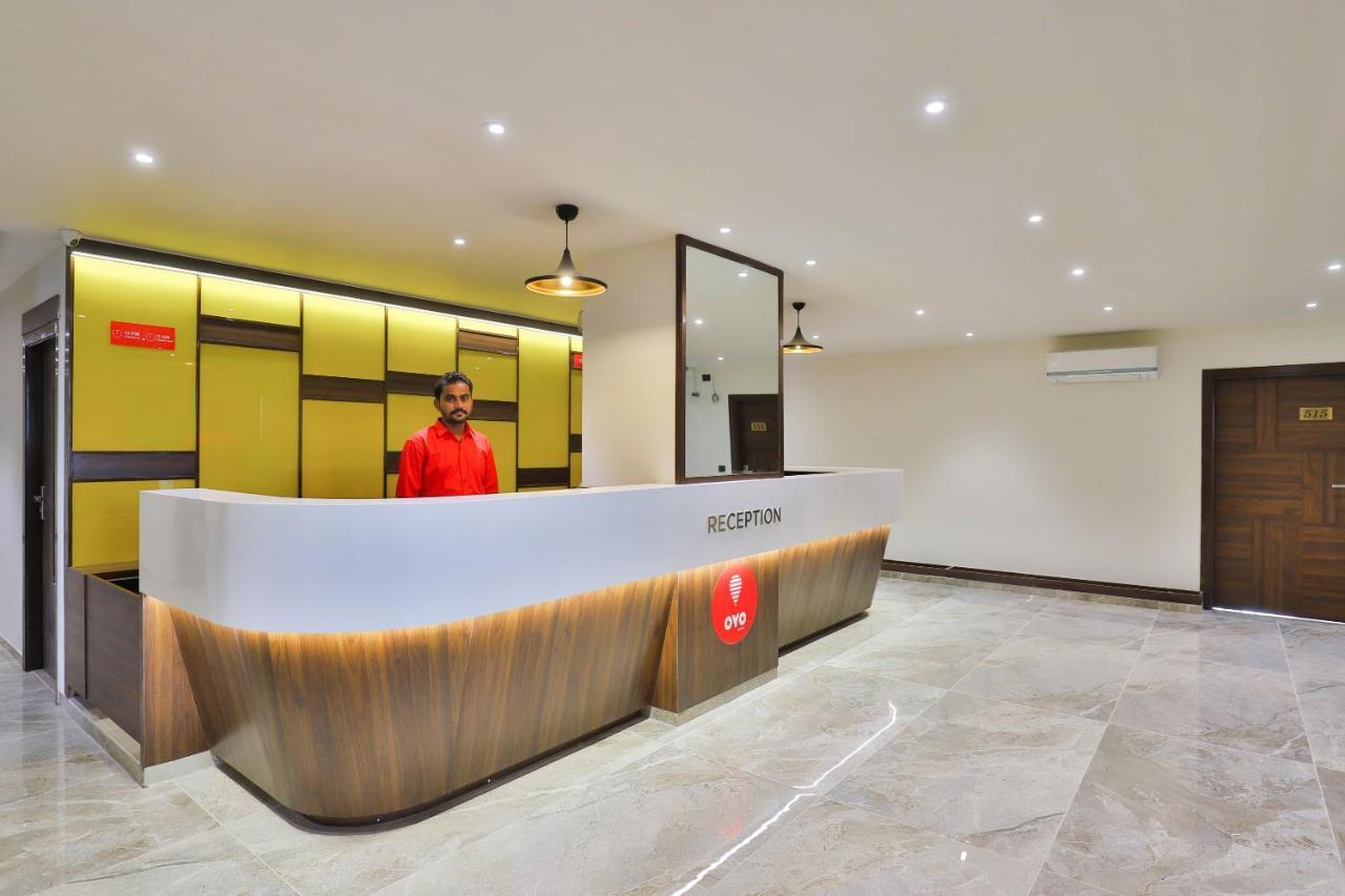 Oyo 16604 Hotel Sparsh Inn Ахмедабад Екстер'єр фото